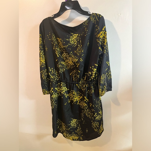 Zara TRF Collection Dress size M Exposed Zippers Pockets Black Yellow - Picture 2 of 4